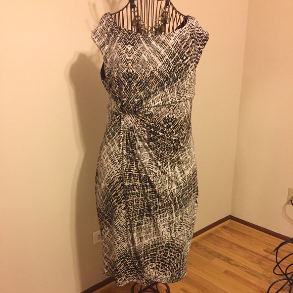 Career Dress - Picture 1 of 4